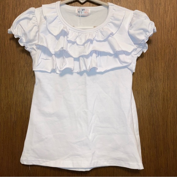 Pete & Lucy 2pc Shorts Outfit - Picture 2 of 8